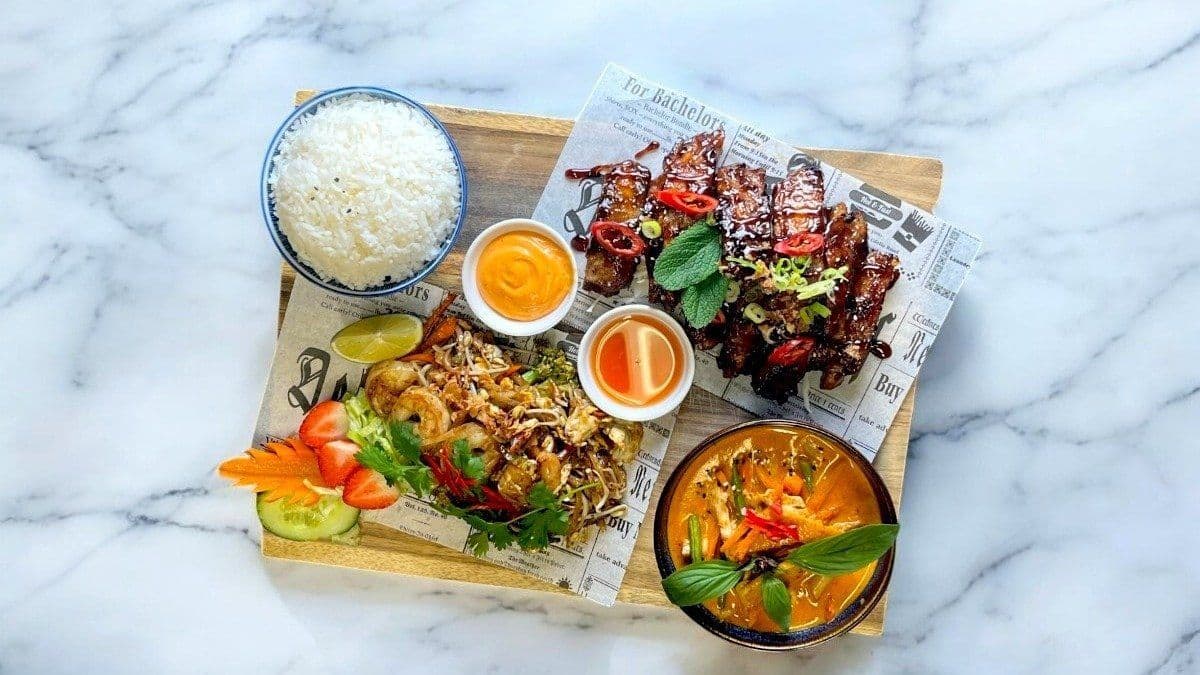 Yuwa's - Restaurant Image