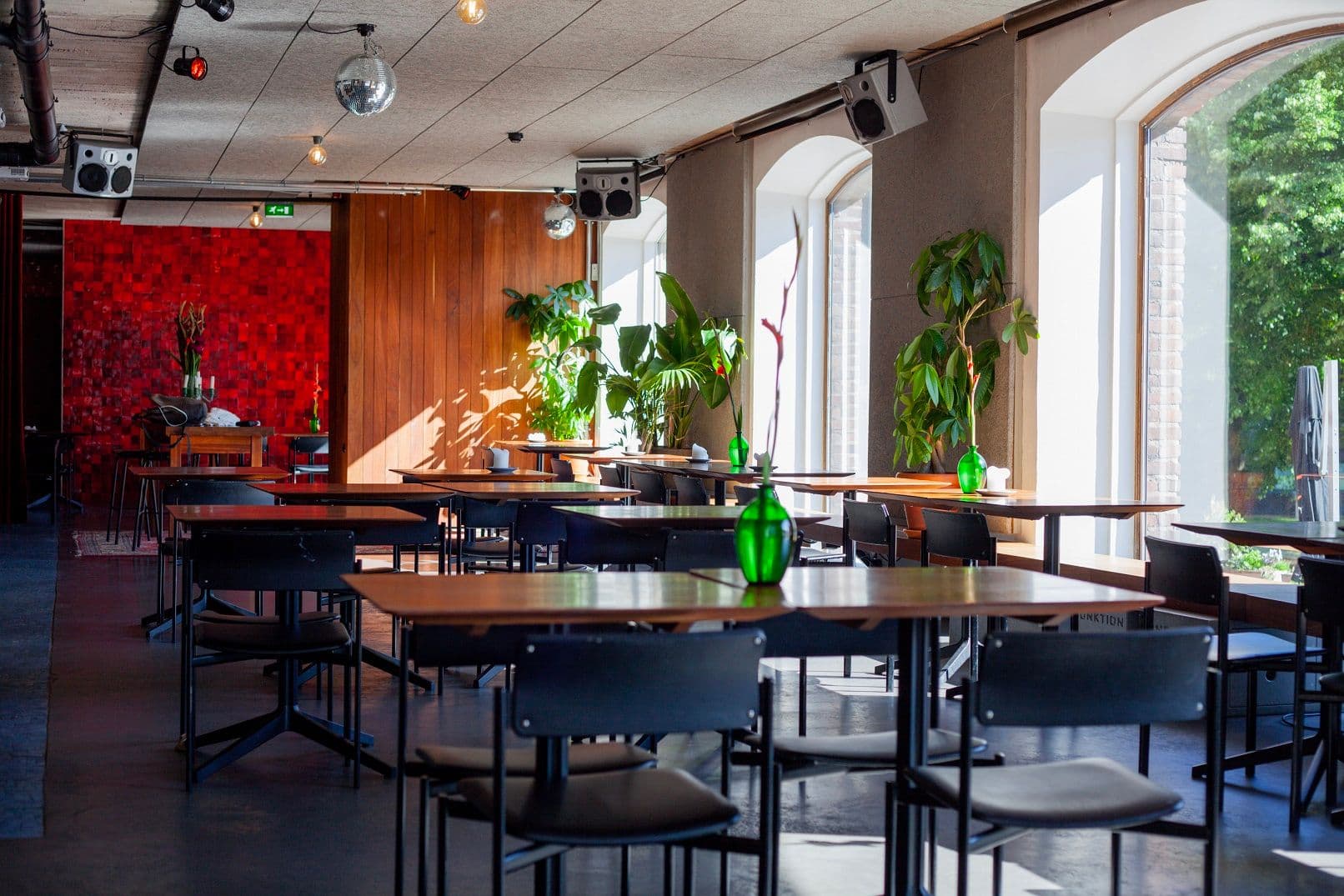 Tanner - Restaurant Image