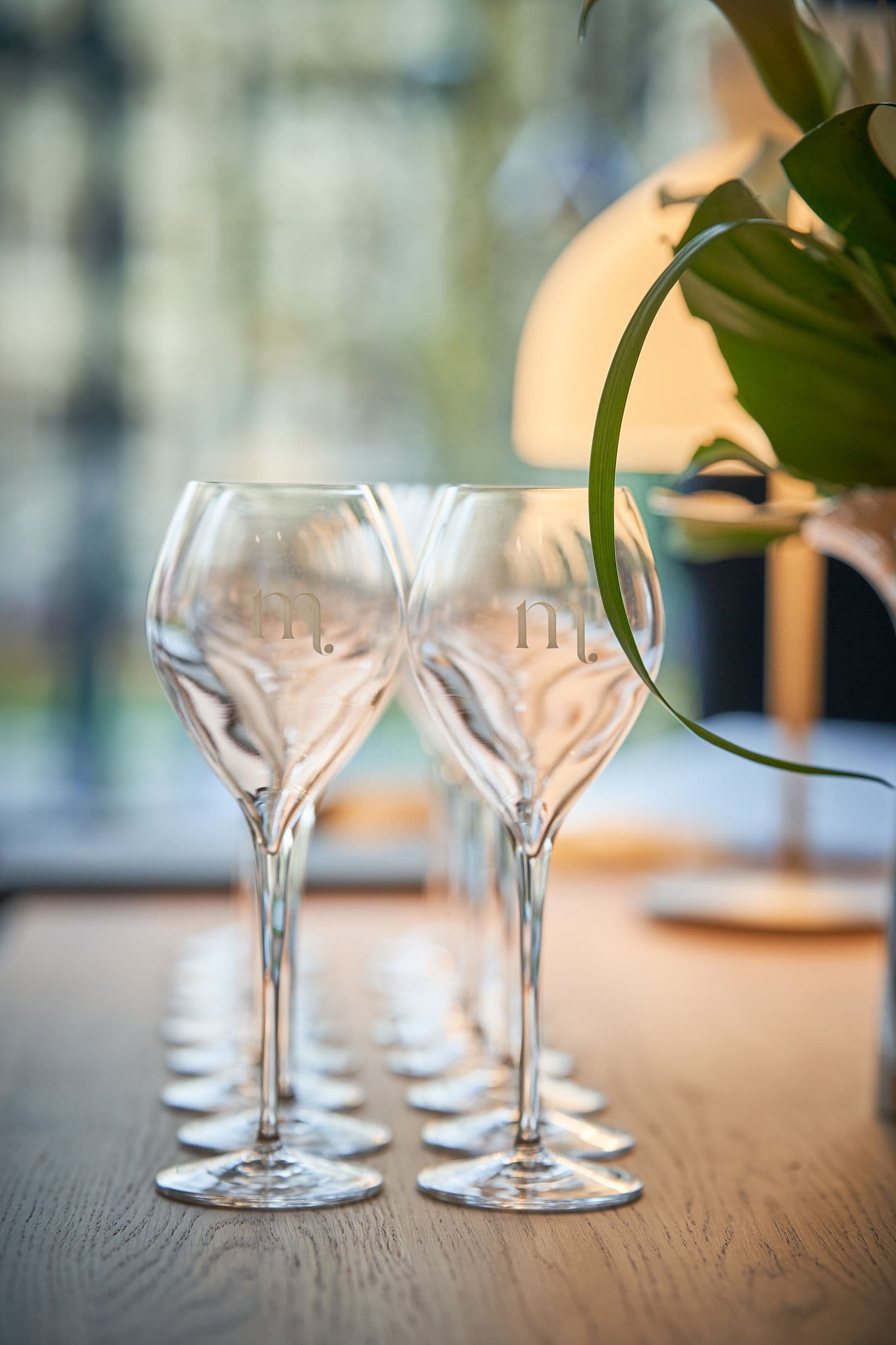 Minne Champagne & Wine - Restaurant Image