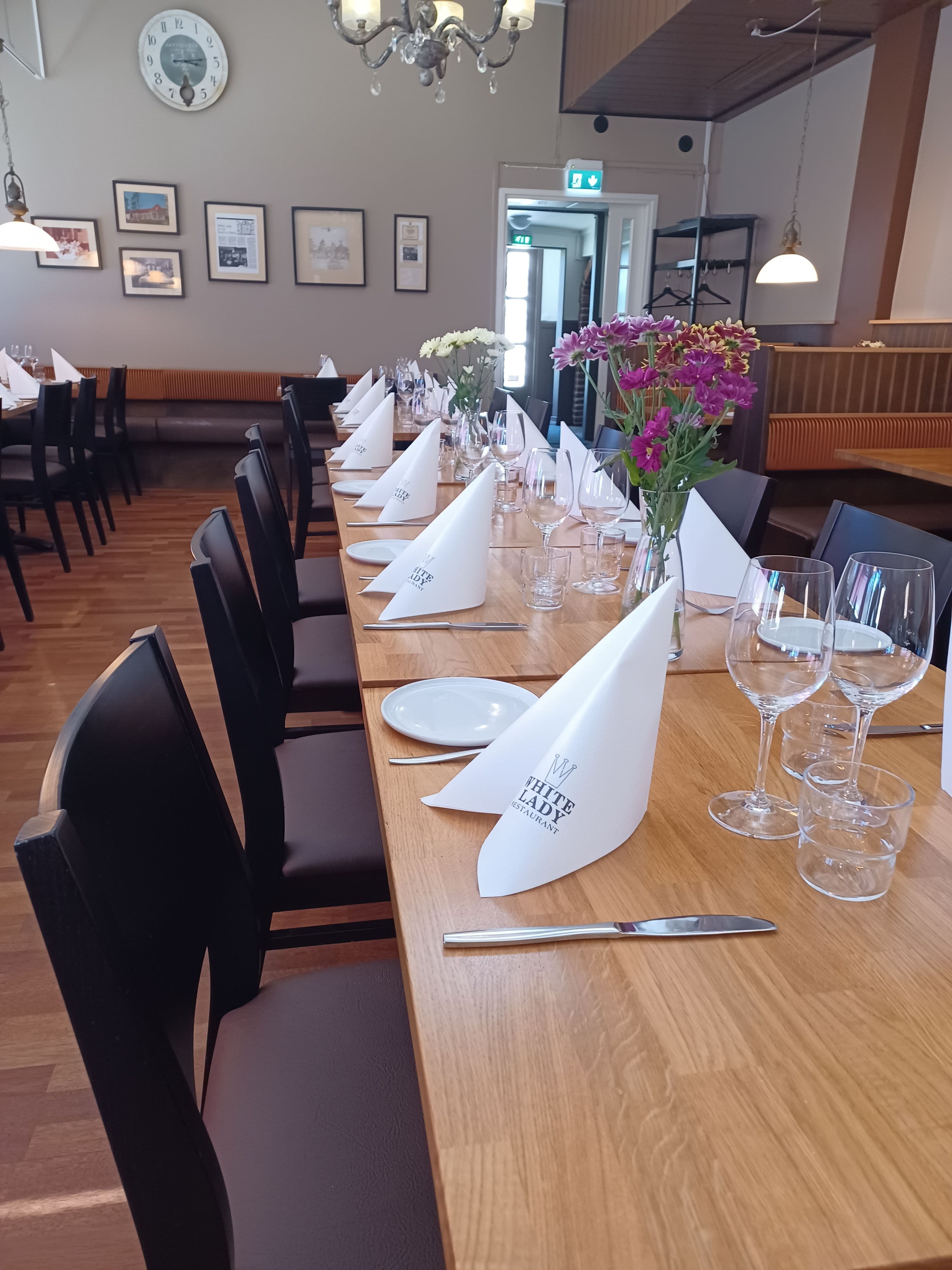 White Lady - Restaurant Image