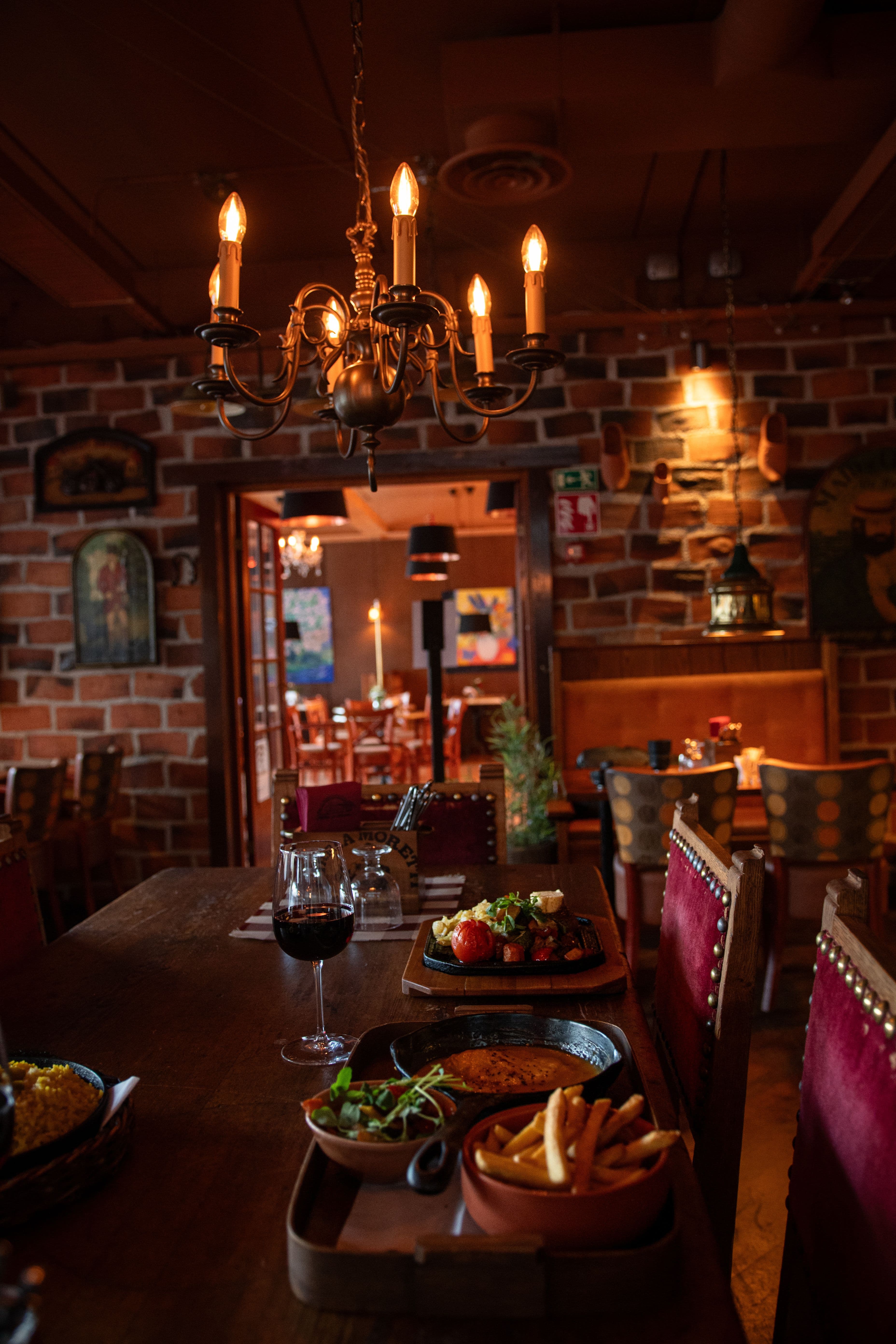 Kettu ja Kana - Restaurant Image