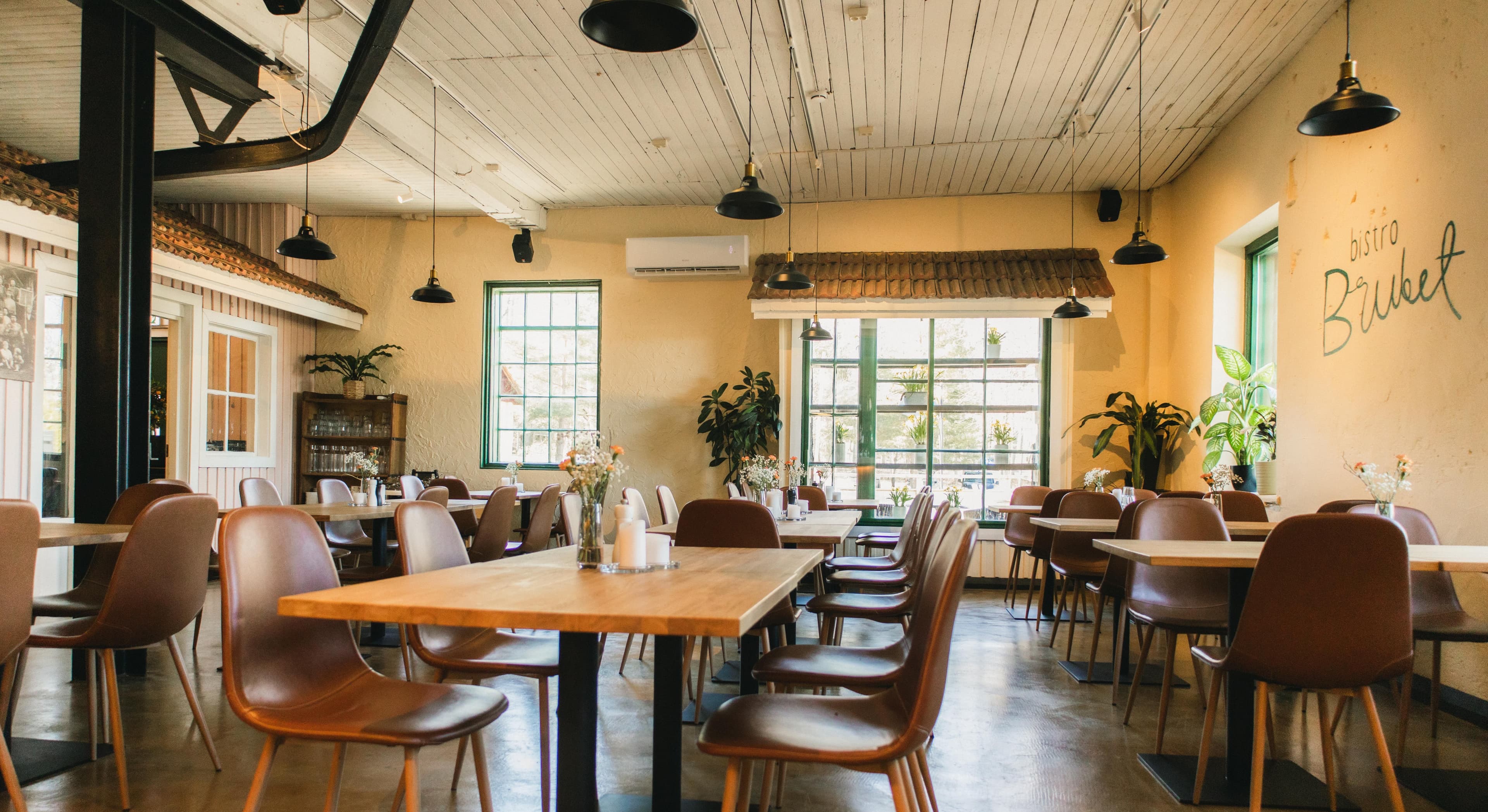 Bistro Bruket - Restaurant Image