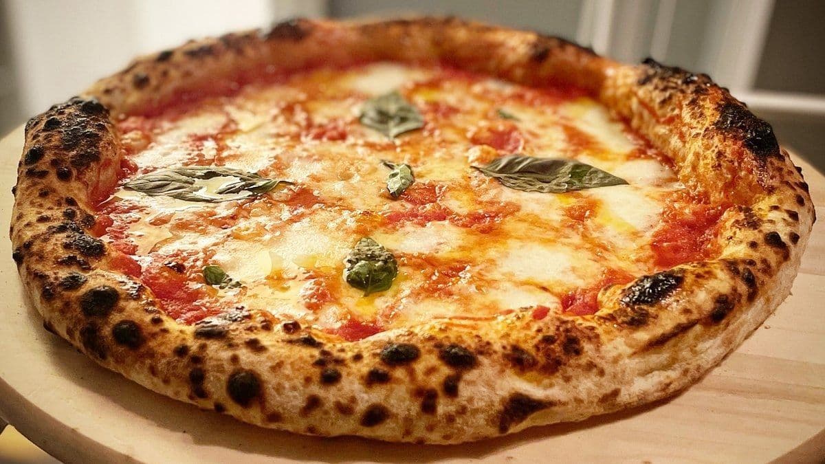 Mejo Pizza Olarin Panimo - Restaurant Image