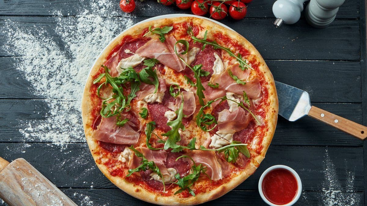 Pizza Cook - Restaurant Image