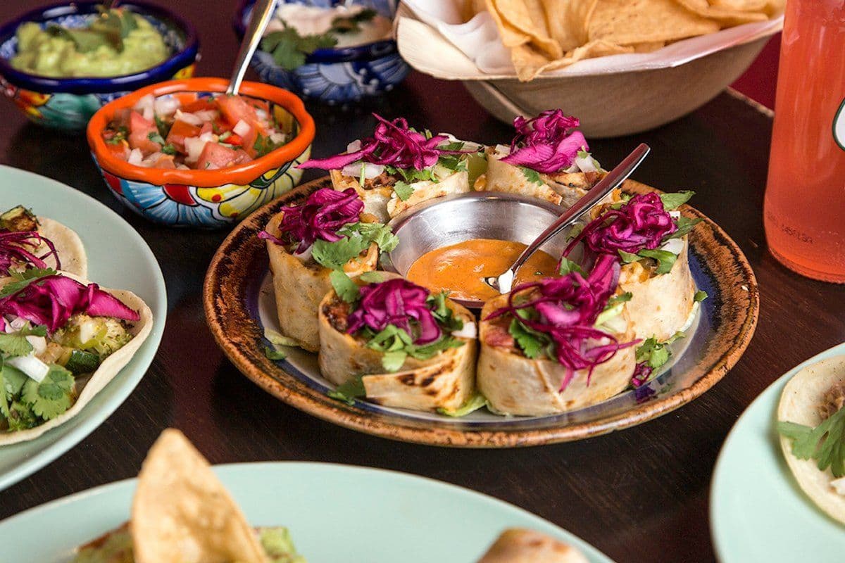 Pueblo Bar y Taqueria - Restaurant Image