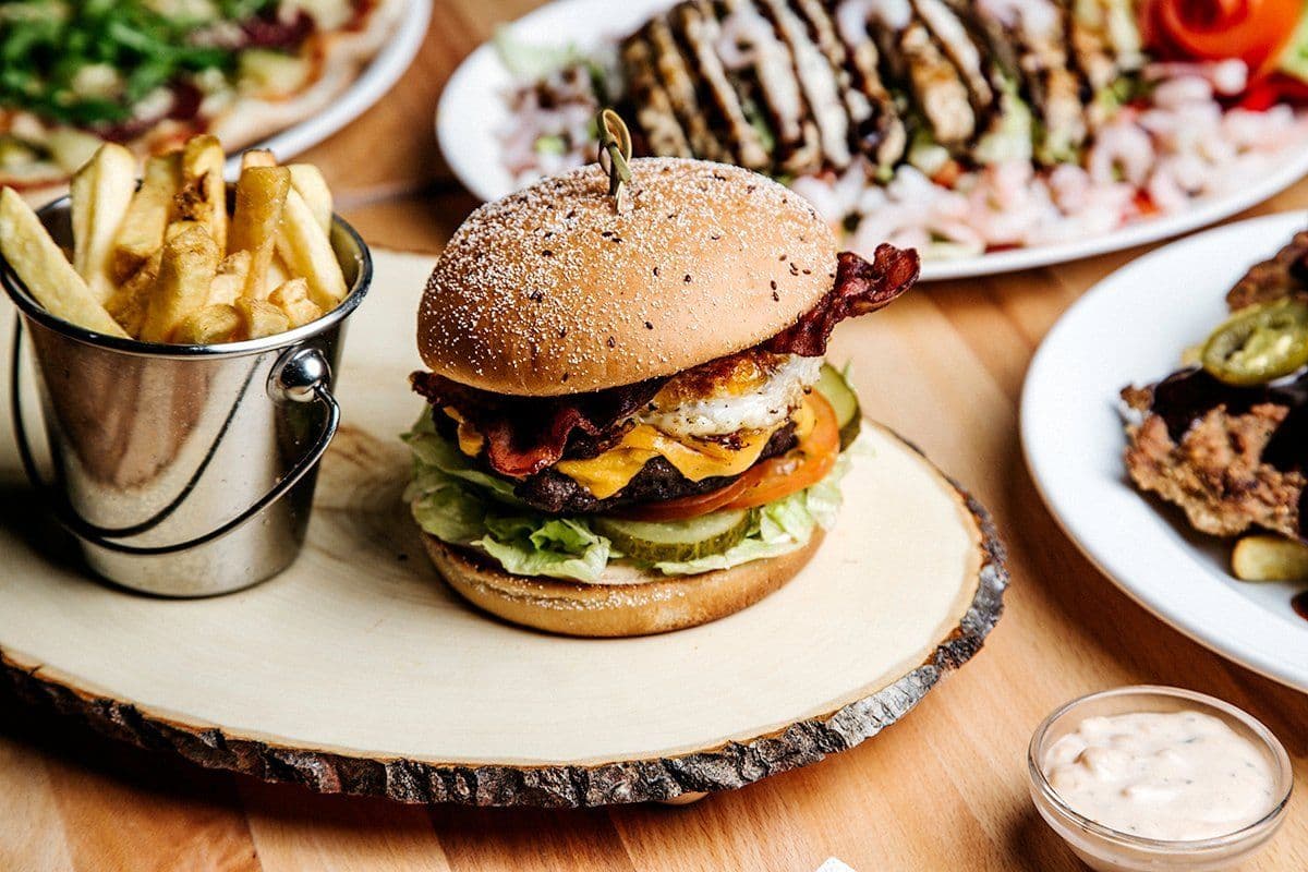 Sports Bar & Grill Penninki - Restaurant Image