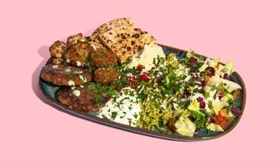 Spicy Lamb Meze/Salaatti
