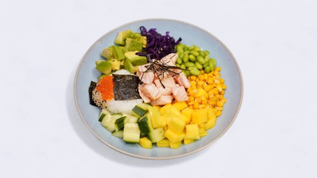 Paahdettu lohi poke (L, K)