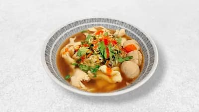 11. Thai Pho nuudeli keitto