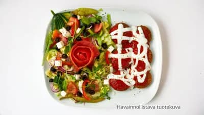 Falafelsalaatti