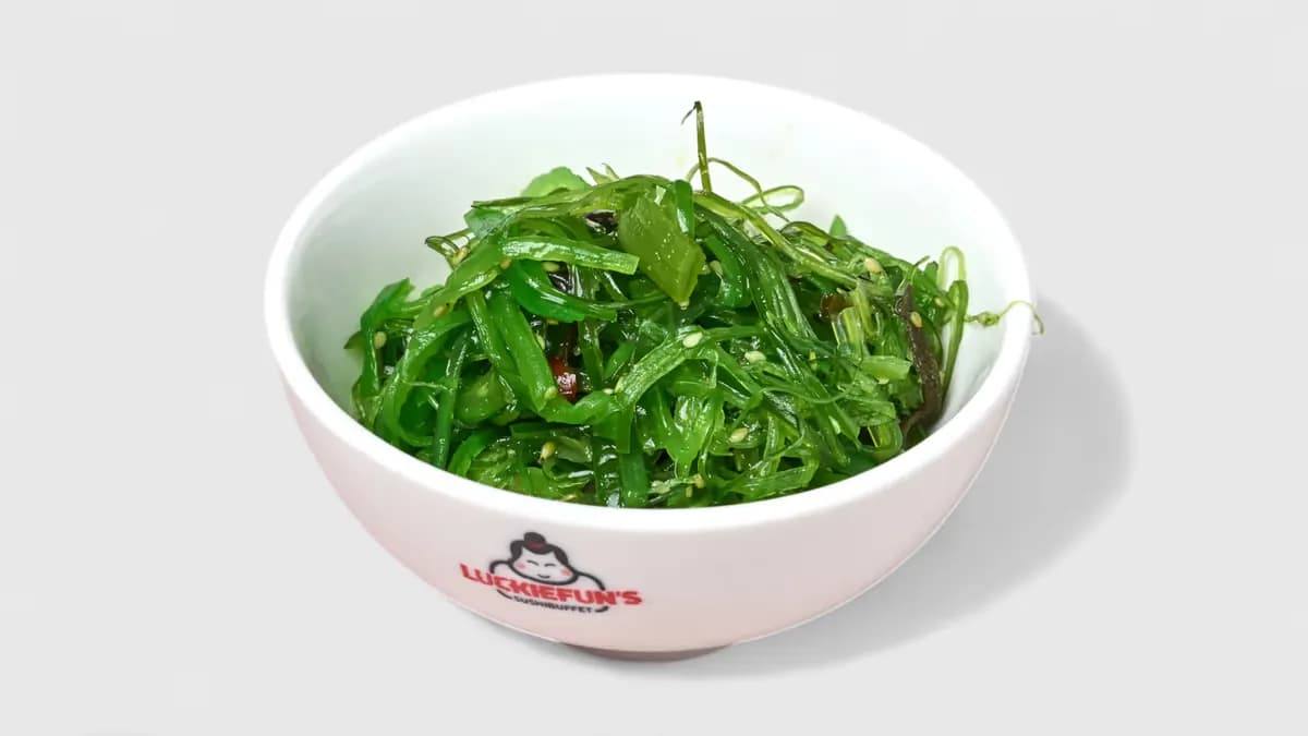 Wakame-salaatti