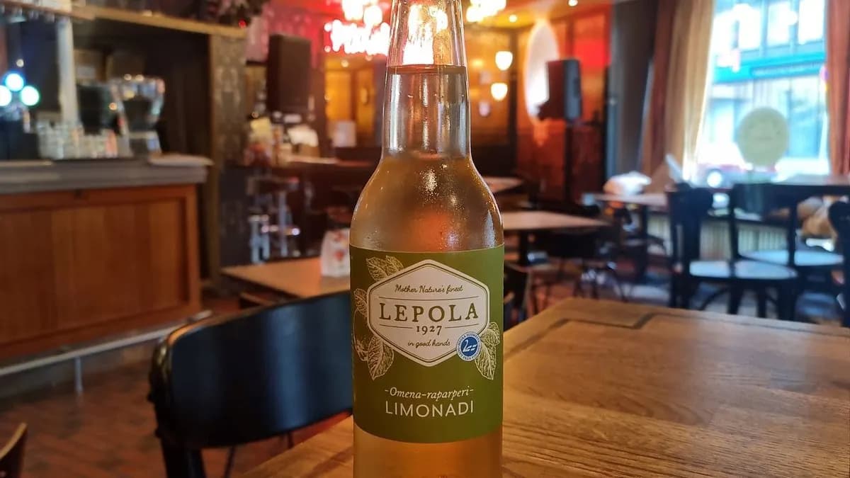Lepola Omena-Raparperi Limonadi plo 33cl