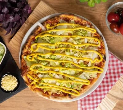 26. Salaatti Pizza