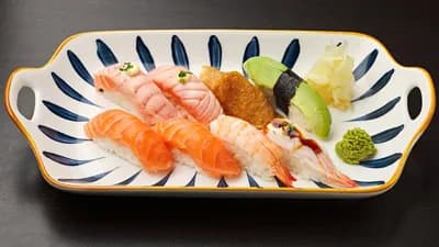 S2. Nigiri setti 8 kpl