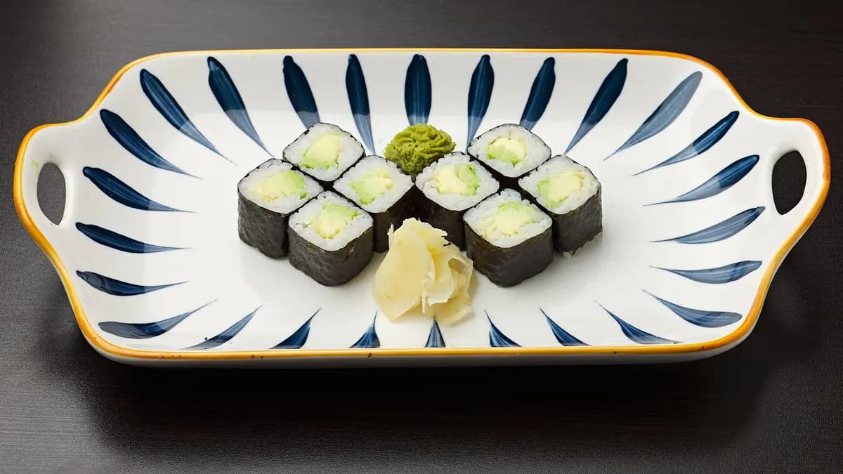 M10. Avokado hosomaki 8 kpl