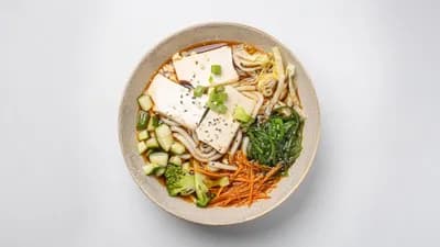 Tofu udon (vegan)
