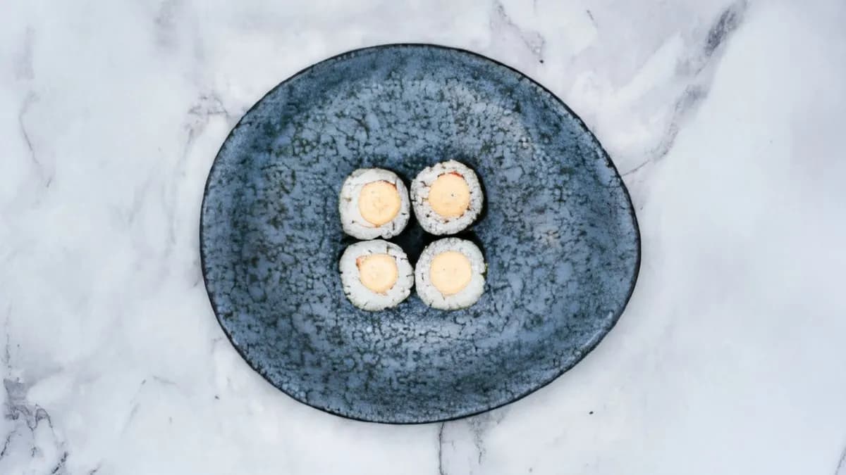 Hosomaki -- Ebi chilimajoneesilla