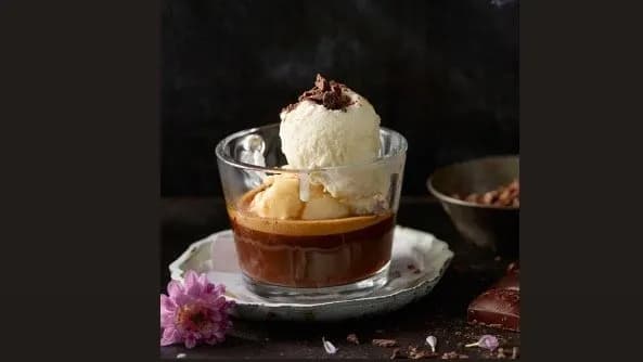 Espresso with ice cream
