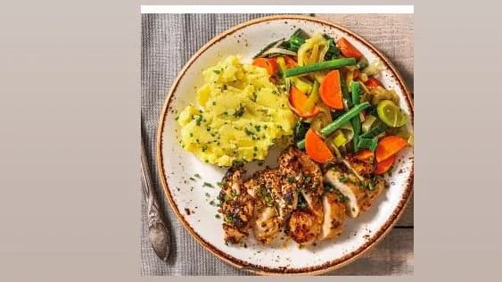 Chicken with Mashed Potatoes & Veggies