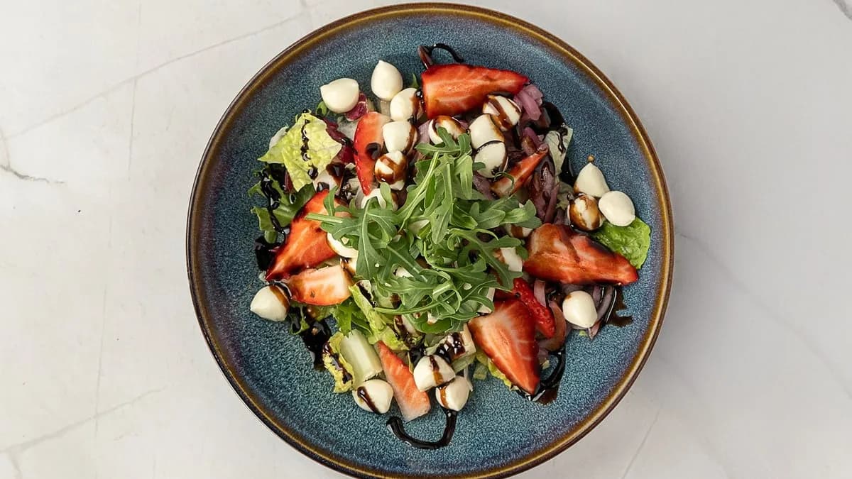 Strawberry and mozzarella salad