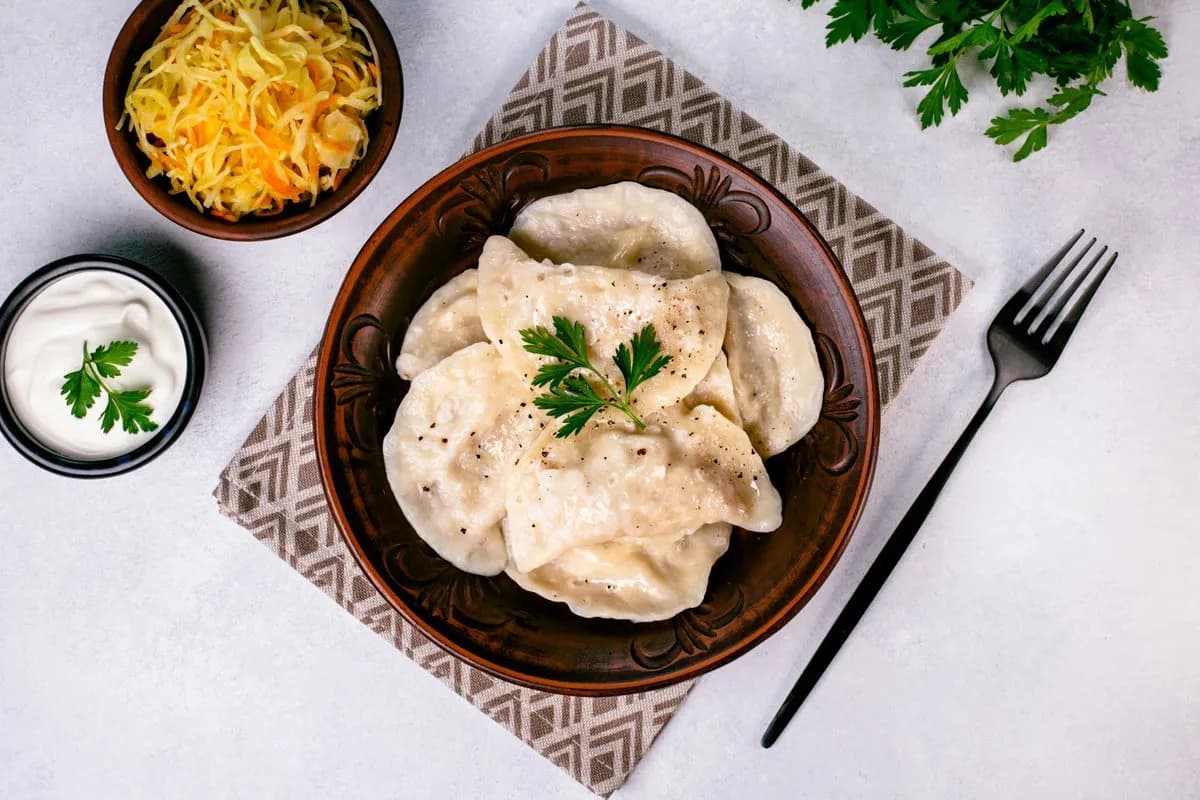 Pierogit hapankaalilla