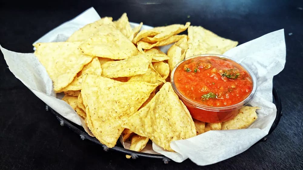 Nachos & Salsa