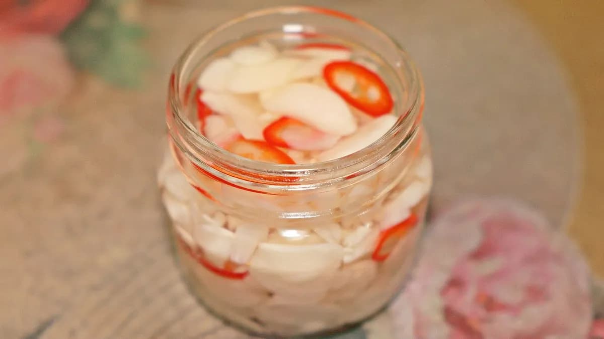 Pickled Garlic Jar 250ml