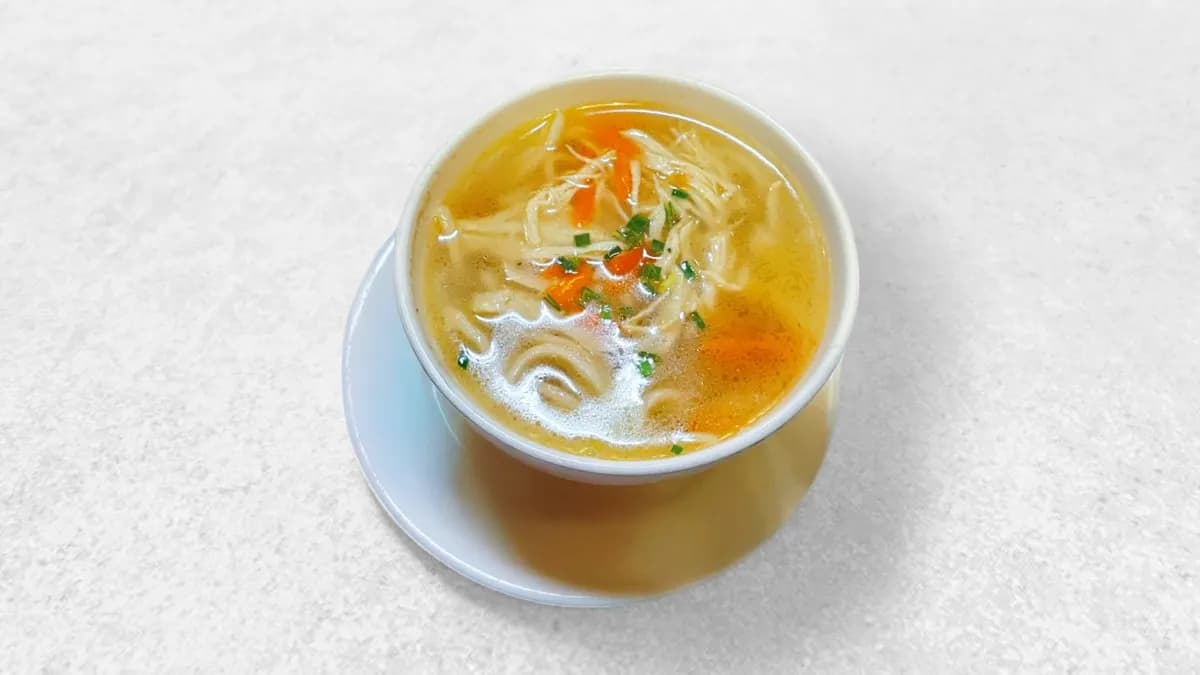 7. Kana-nuudelikeitto