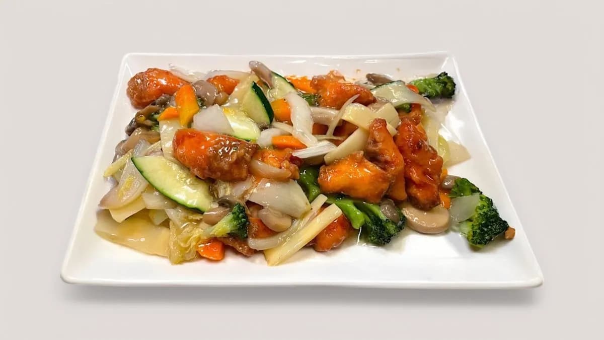 25. Kirjolohi chop suey