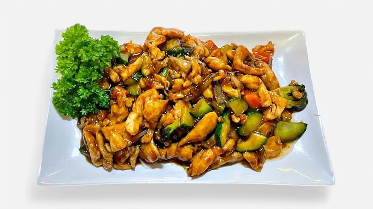 34. Kanaa osterikastikkeessa