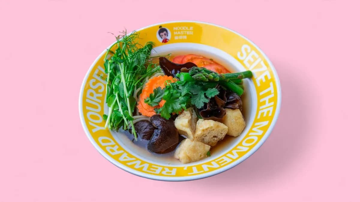 A7. VEGETARIAN HOMEMADE NOODLE SOUP