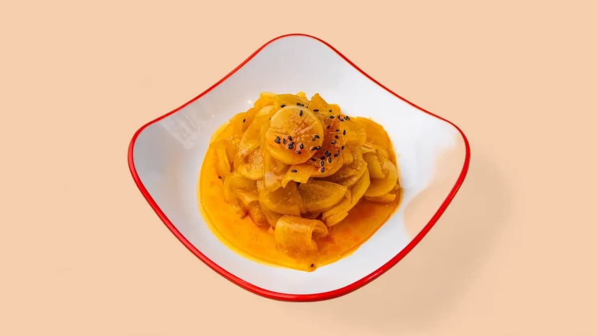 C5. MARINATED RADISH 🌶