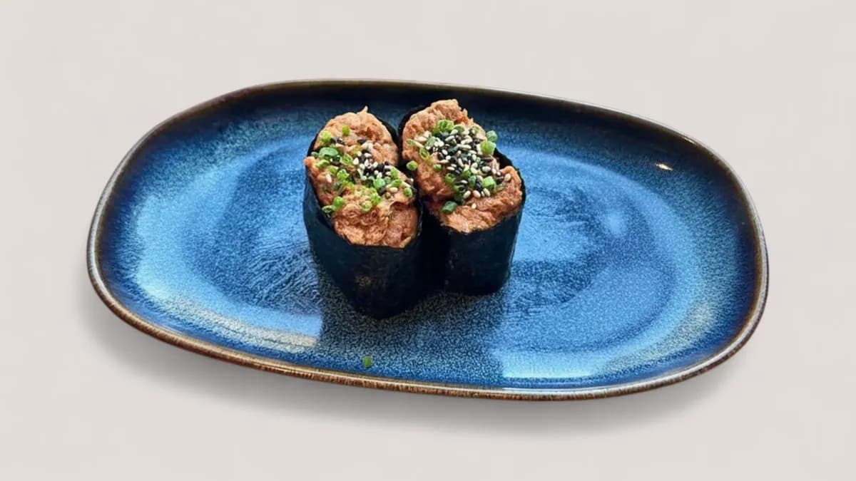 Gochujang Salmon Gunkan 2 kpl