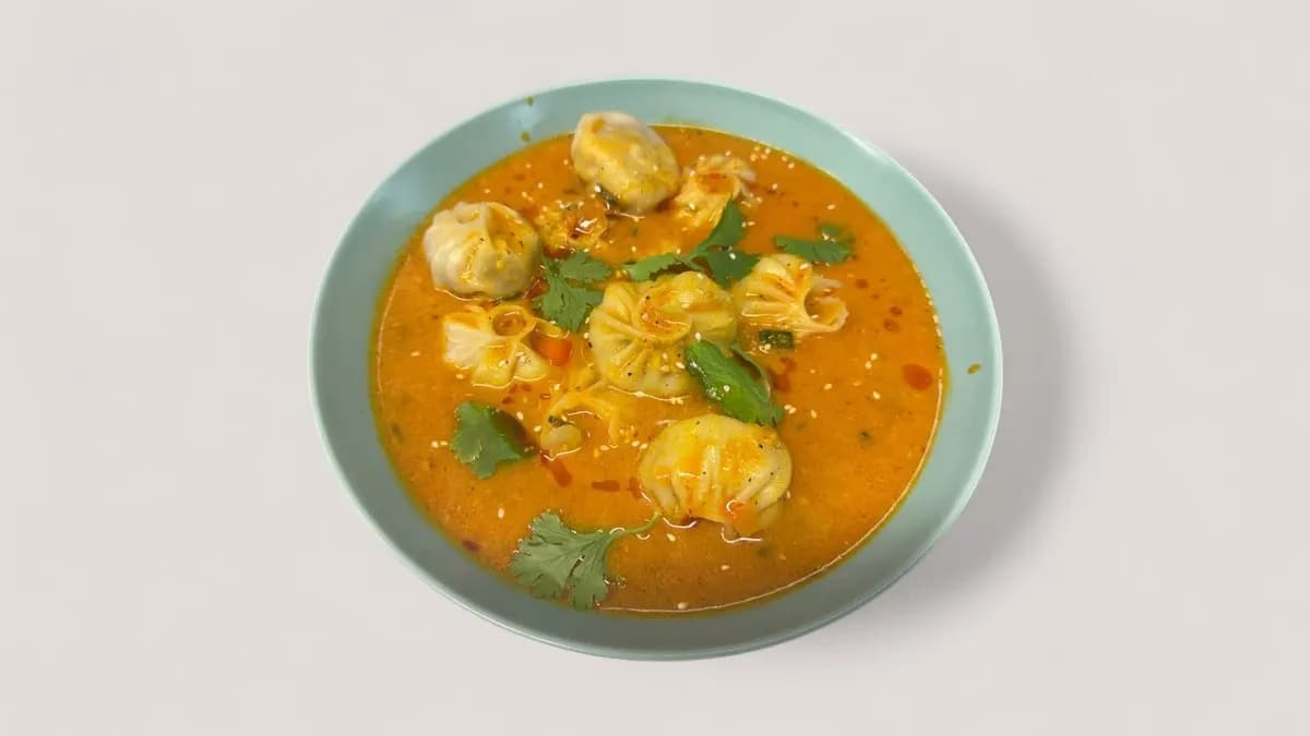 CHICKEN JHOL MOMO (L,P)