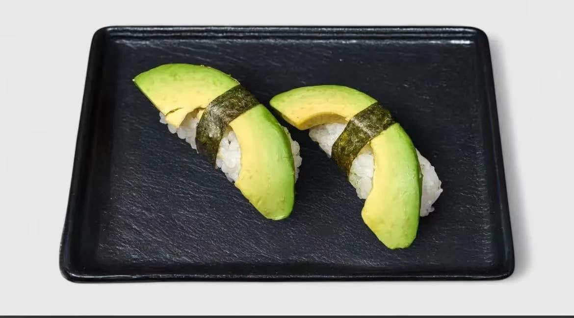 Avokado nigri (2 kpl)