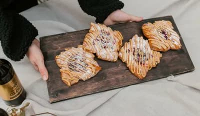 Joulutorttu, karpalo-kinuski