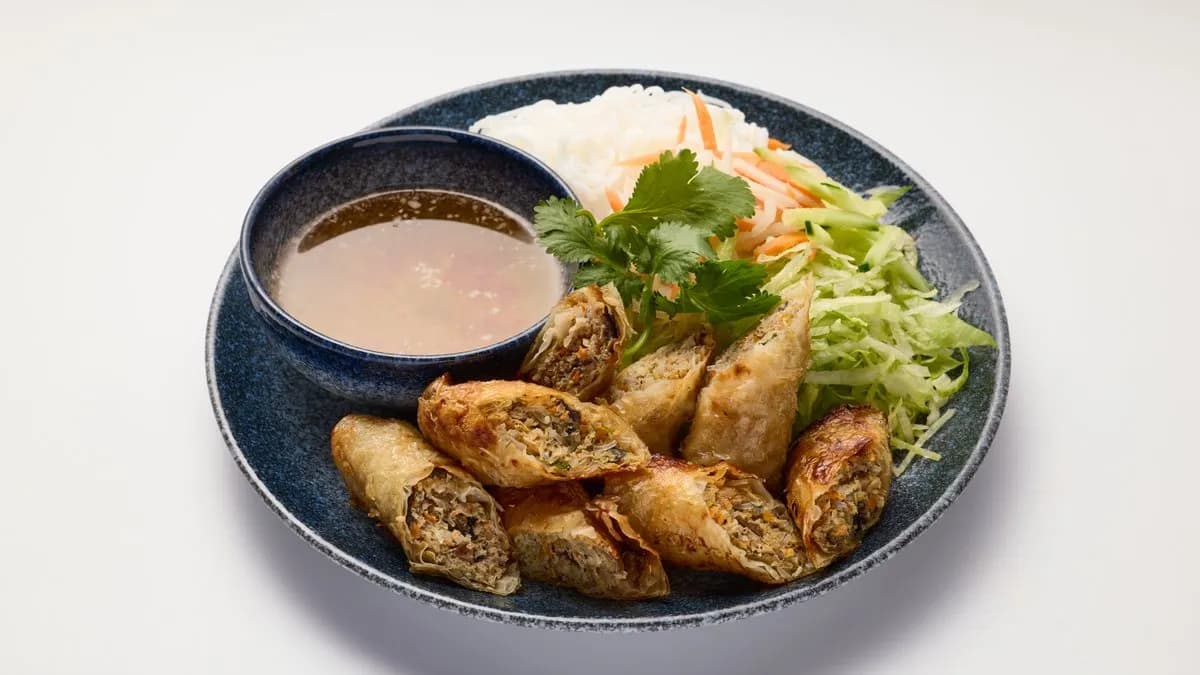 28. Nem Rán Hạ Long