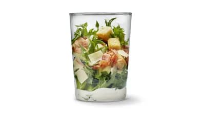 Pieni pekoni-caesarsalaatti (L, Sis. kalaa)