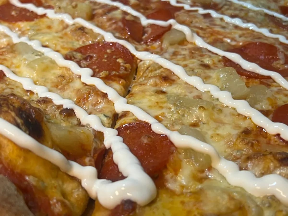 Pepperonia Perhepizza