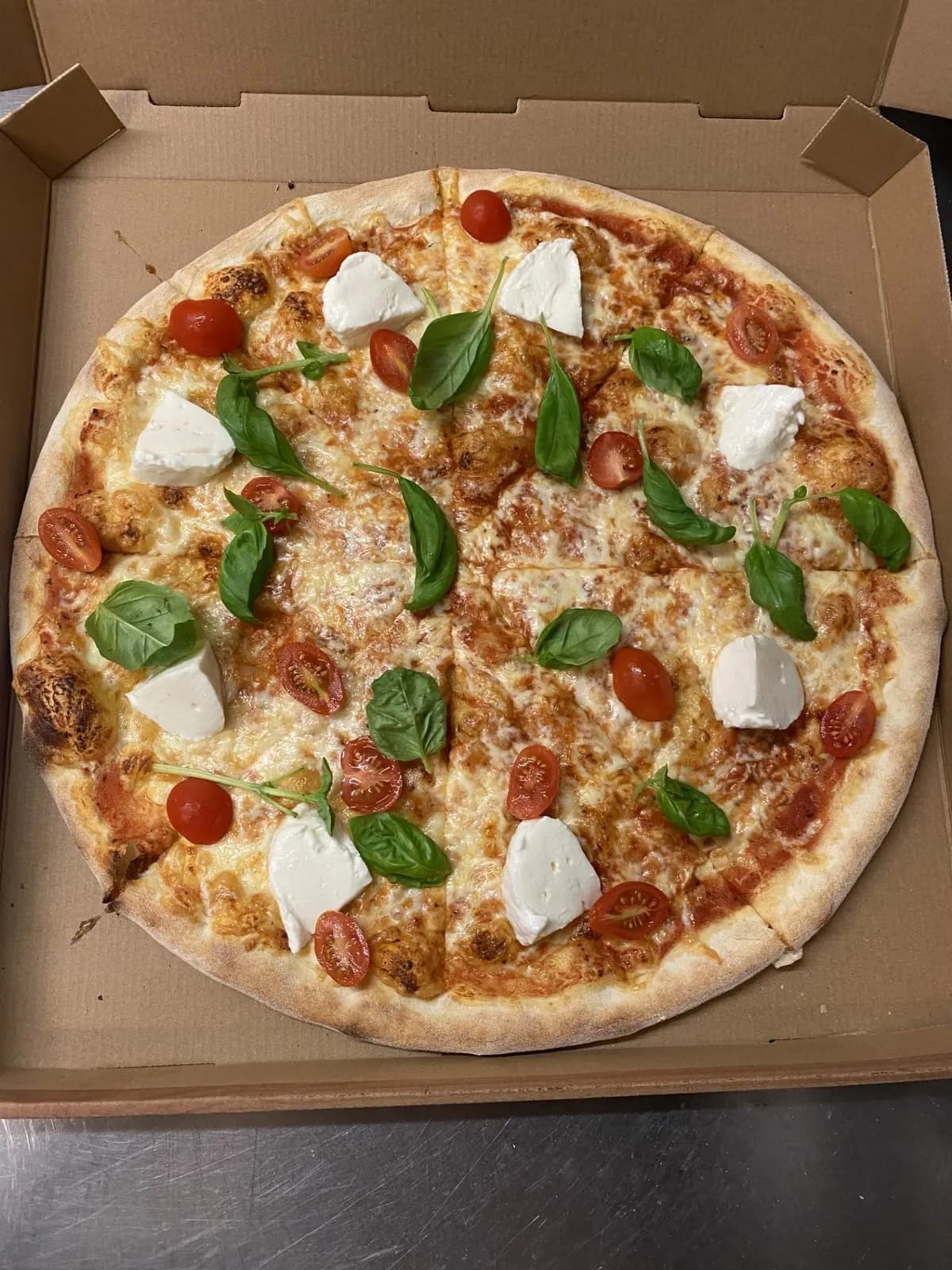 36. Margherita perhepizza