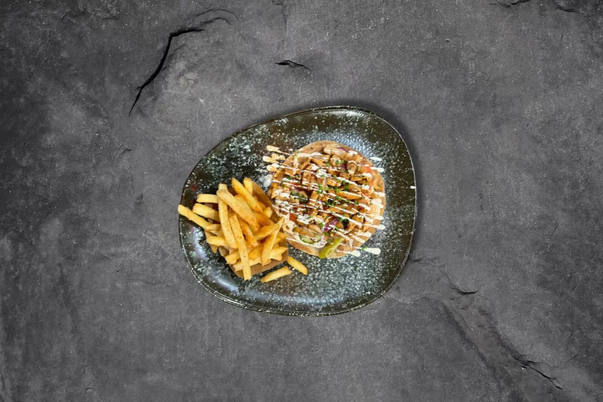 Lunch: Gyros Taco & Fries (L)