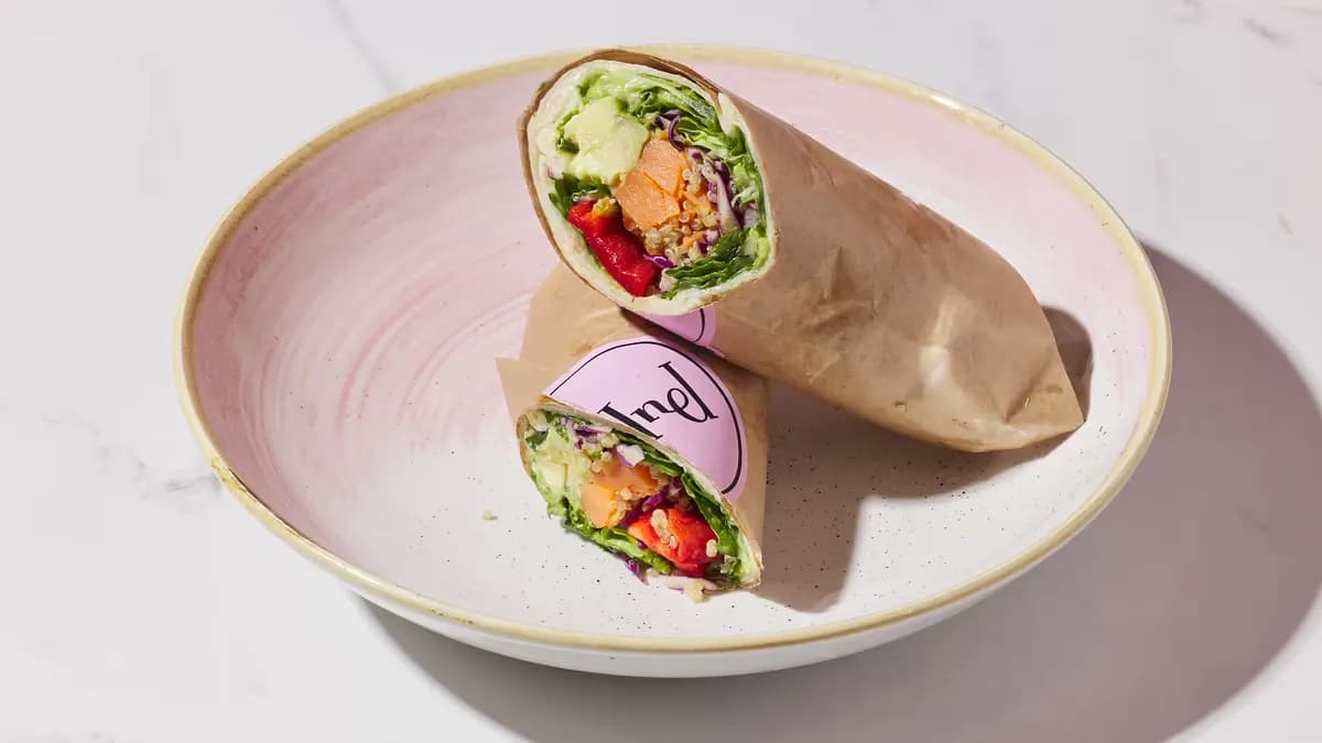 Weekend Wrap (M, sis. chili)