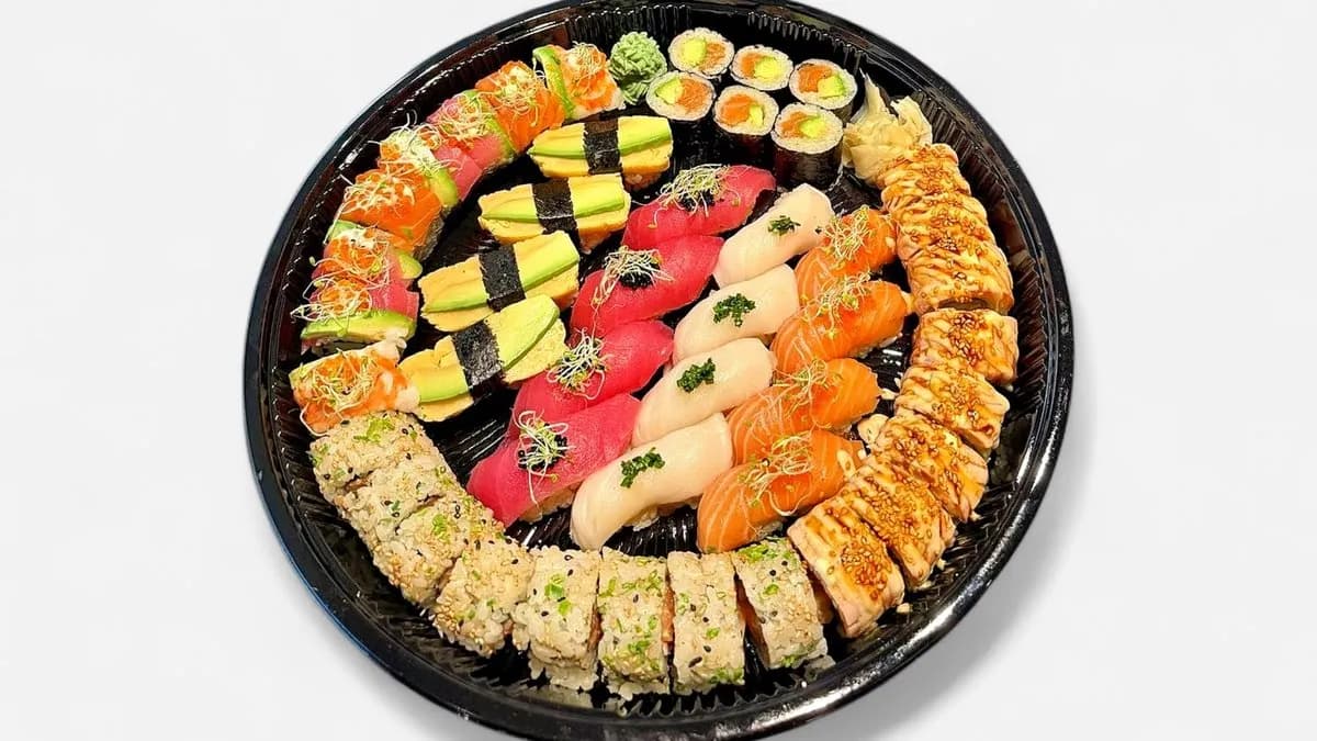 PREMIUM SUSHI SET 46pcs 👌