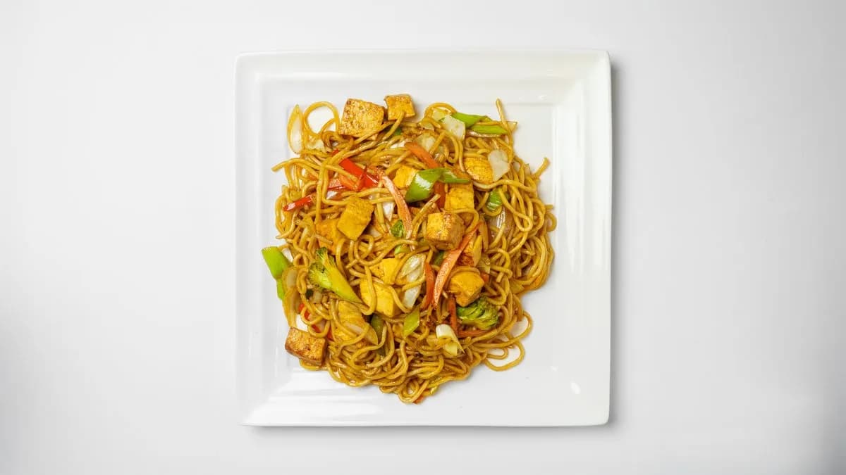 T20. Paistettua riisiä / riisivermiselliä / nuudelia / riisipastaa katkaravuilla