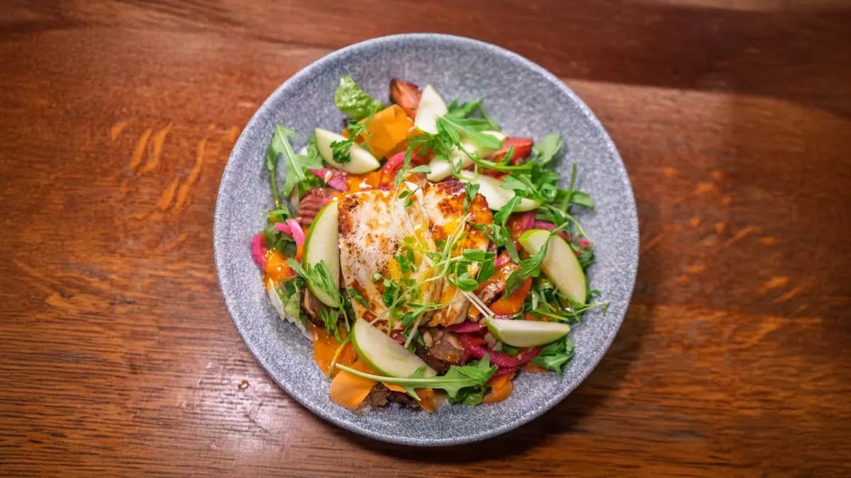 Halloum Salad - Say Halloum To winter 🆕