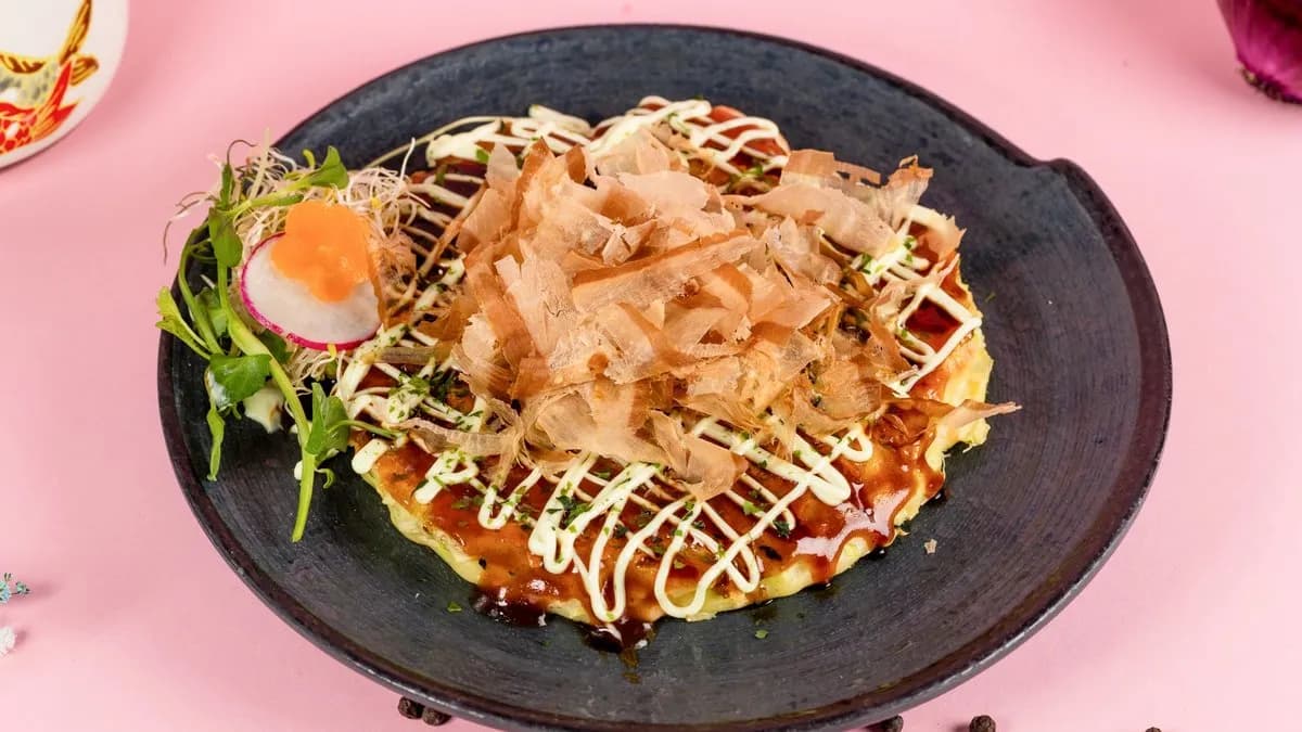 A08. Okonomiyaki Seafood