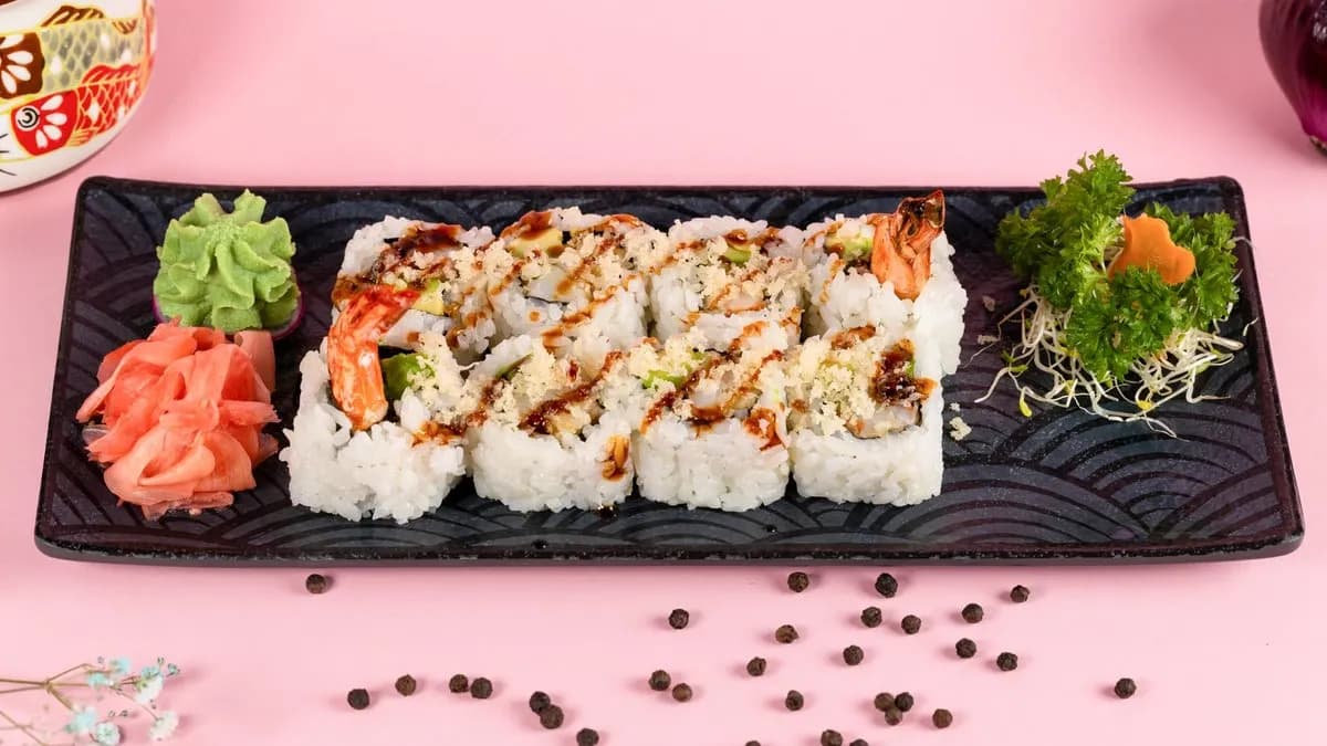 A12. Crisp Tempura uramaki 8pcs
