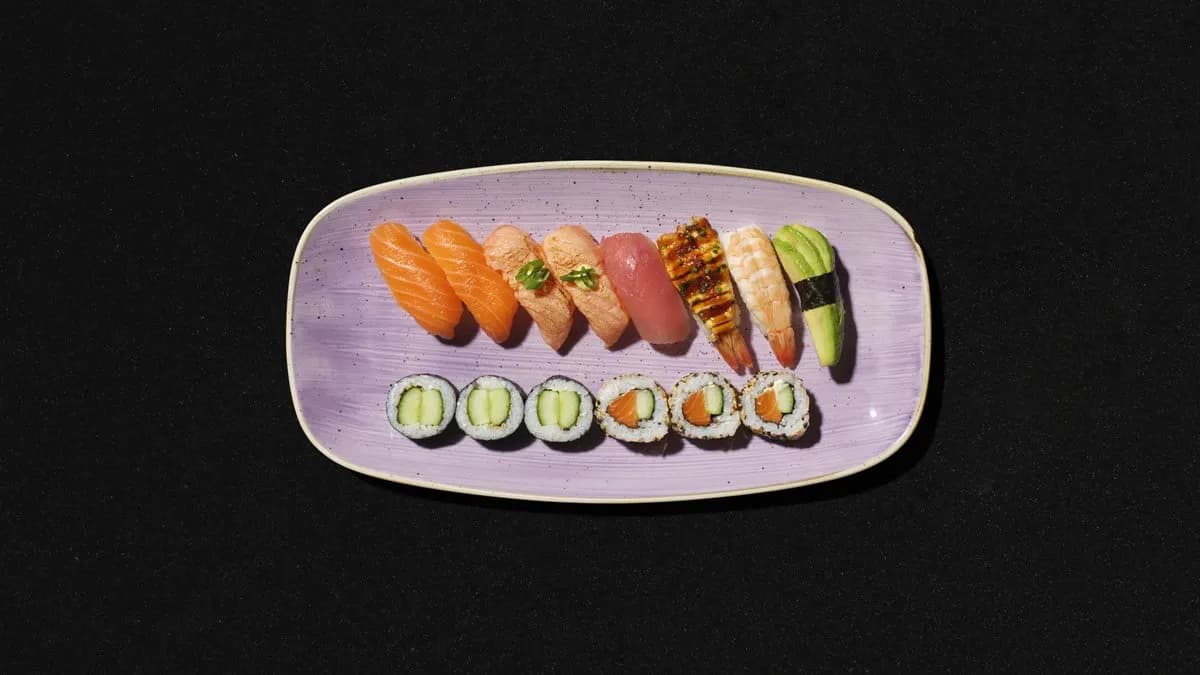 LOUNAS Iso lajitelma 14kpl