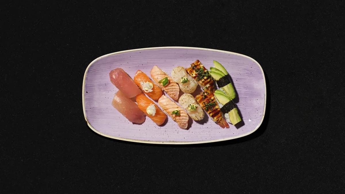 Nigirilajitelma 12kpl