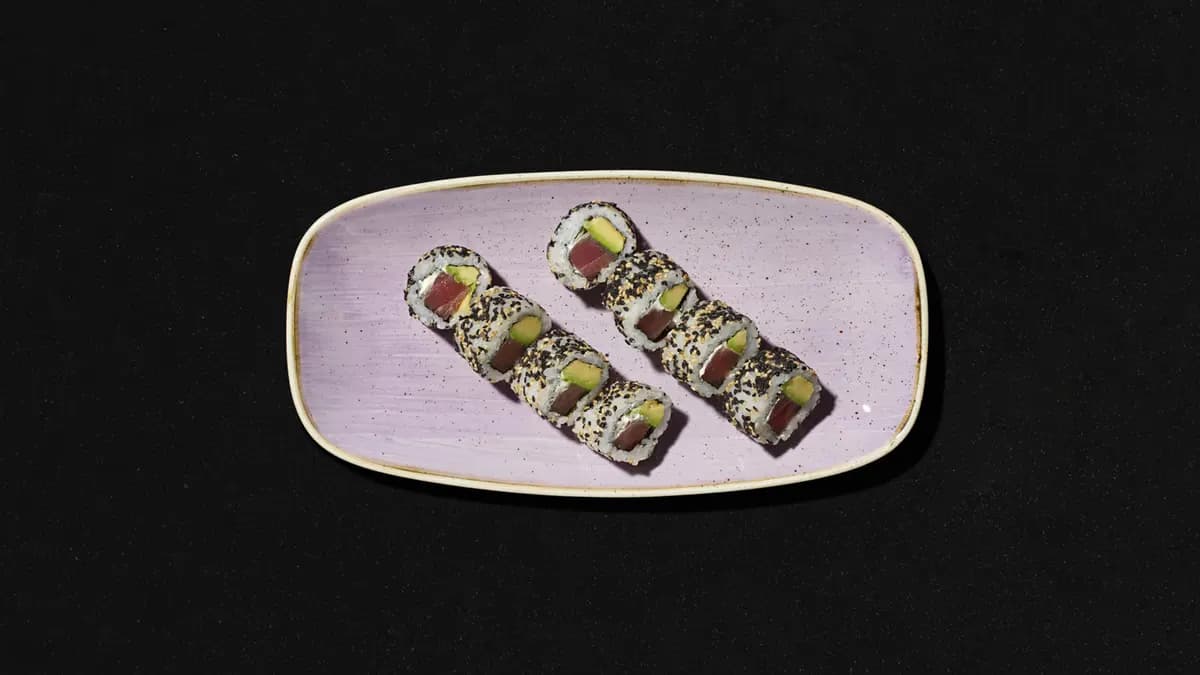 Tuna-avocado uramaki